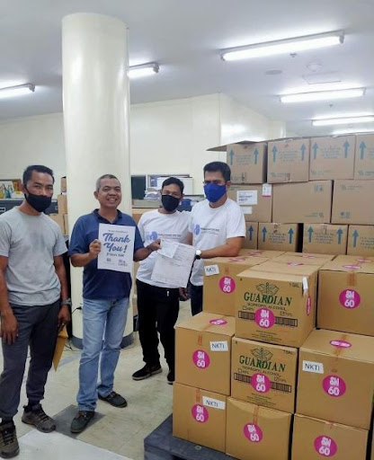 SM Foundation turns over medical supplies to hospitals to fight COVID-19