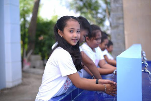 SM Foundation highlights importance of handwashing facilities in its programs