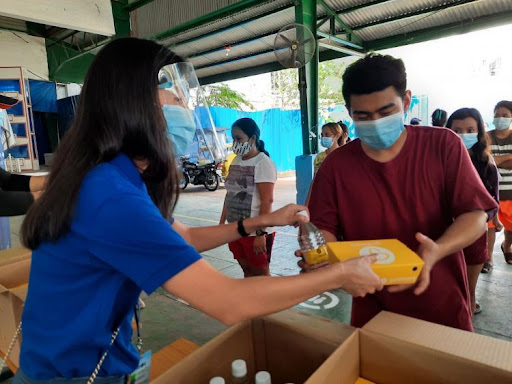 SM Foundation distributes thousands of Kalinga packs to typhoon victims