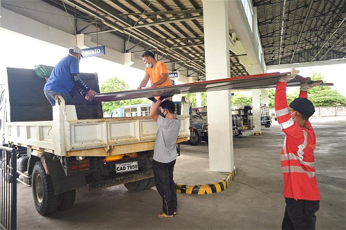 UNIQLO, SM Foundation partner in bringing aid to typhoon victims in the Philippines