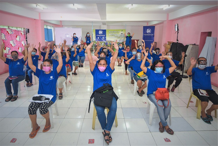 SM, partners welcome 2nd batch of Pasay urban farmers