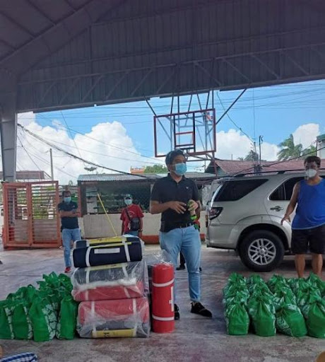 SM Foundation brings aid to fire victims in Taguig