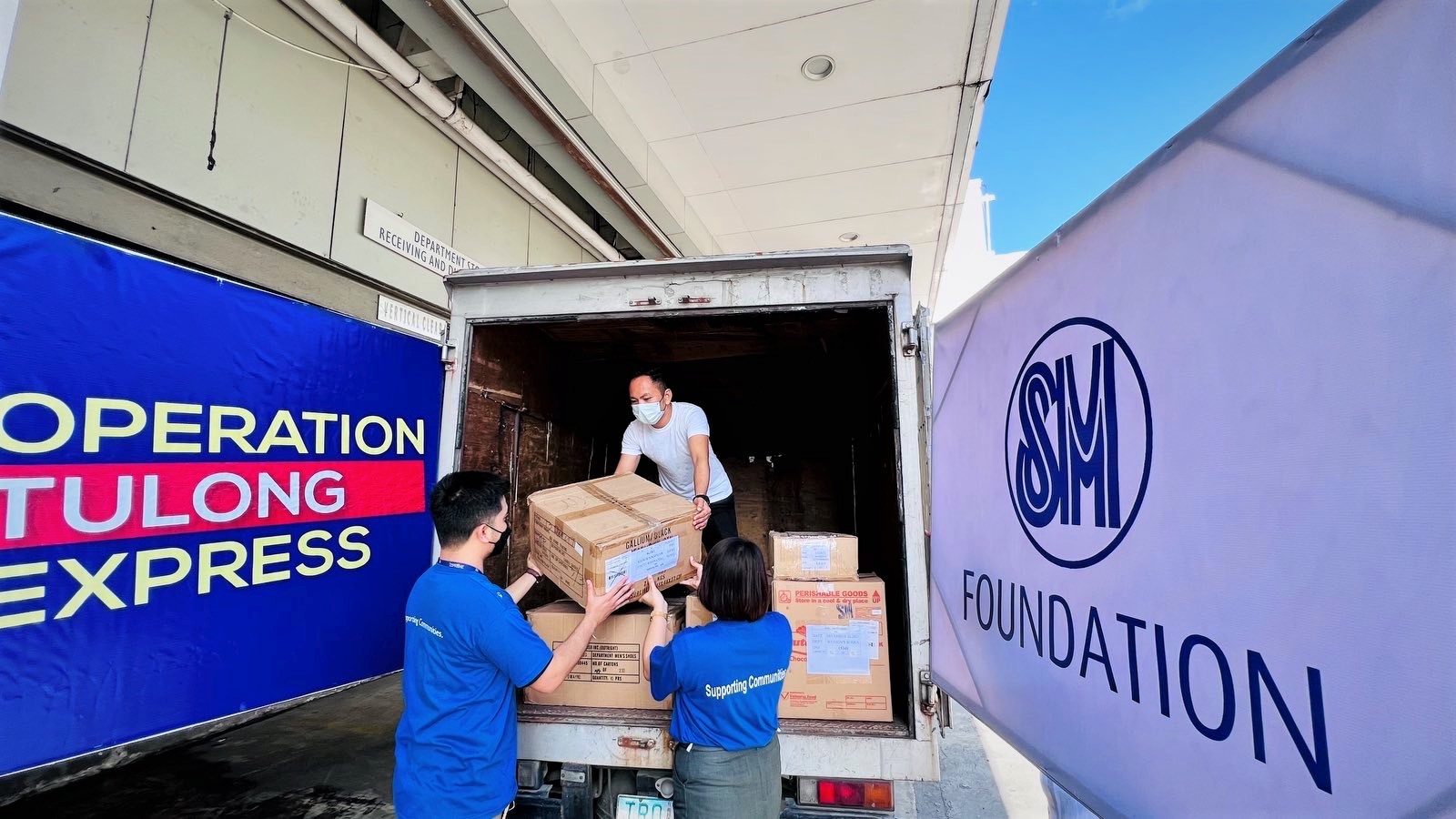 SM Foundation, The SM Store provide shoes, sanitizers to children nationwide