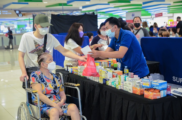 SM Foundation’s medical caravan goes to SM City Sta. Mesa