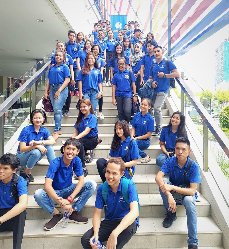 SM Foundation bridges Davao scholars toward better lives