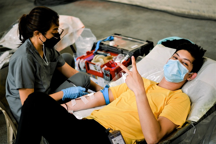 SM Foundation conducts blood donation drive in Paranaque