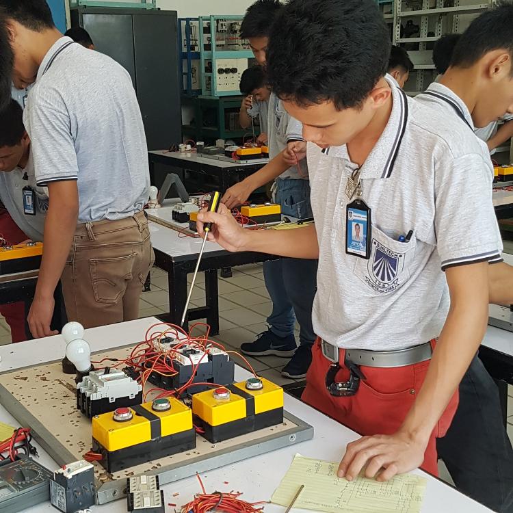 SM extends application period for SM-Pasay Tech-Voc Scholarship