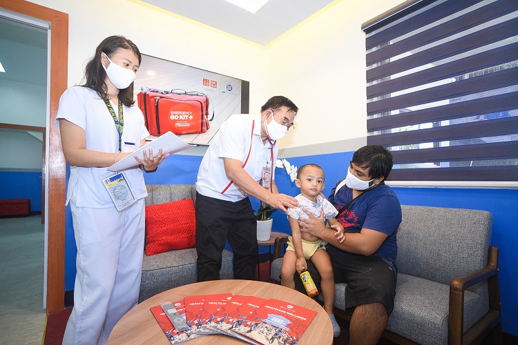 Uniqlo, SMFI bring new life to health centers in Rizal