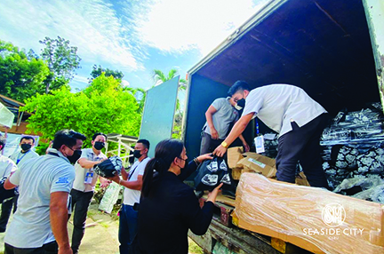 SM Foundation extends helping hand to disaster-hit communities