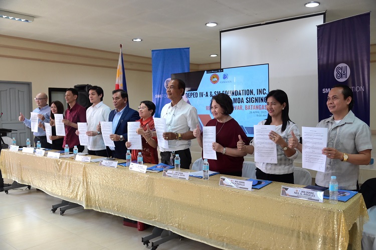 SM group builds new school buildings in Laguna, Batangas