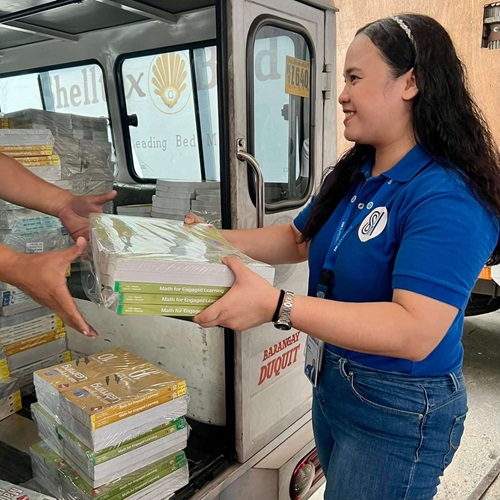 SM-Foundation-book-donation-CSR-Philippines-2
