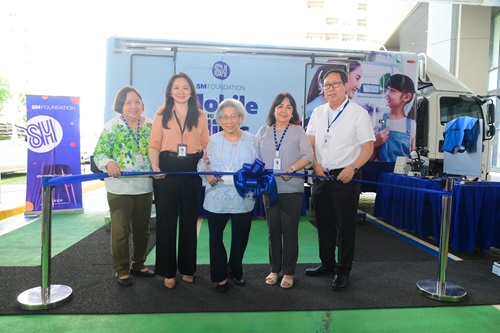 Mobile CLinic Blessing Aug 7_SM Foundation NGO Philippines CSR Mobile Clinic Health Prorgram