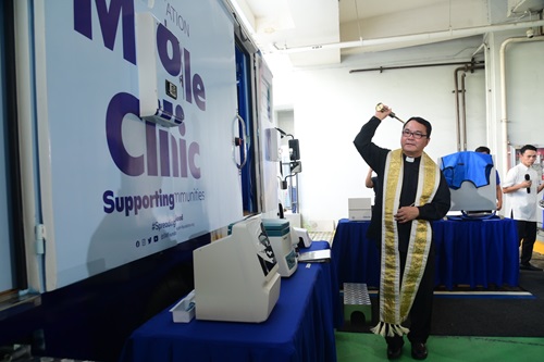 Mobile CLinic Blessing Aug 7_SM Foundation NGO Philippines CSR Mobile Clinic Health Prorgram_2