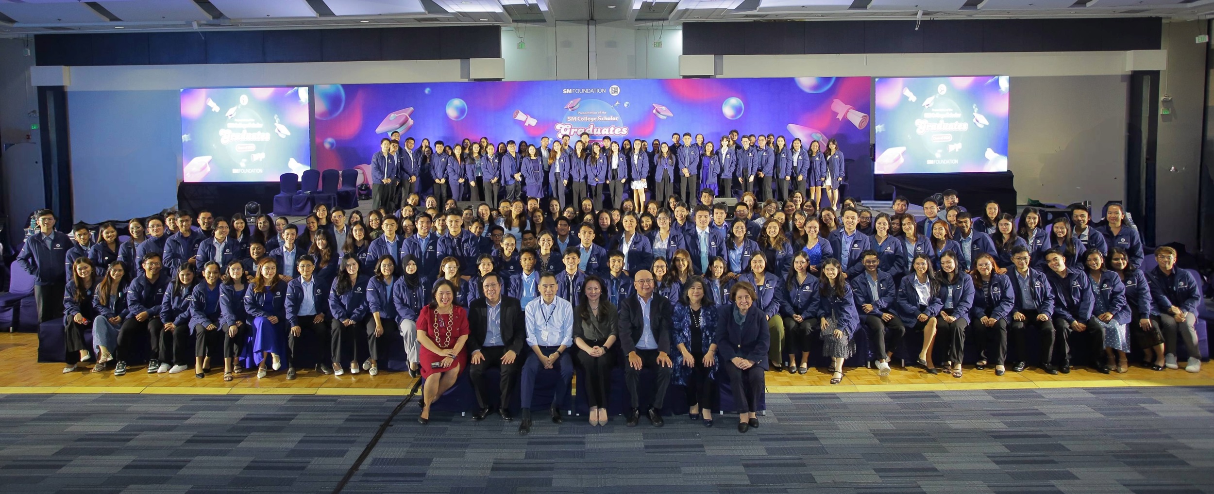 SM Foundation lauds feat of 218 scholar-graduates from batch 2024