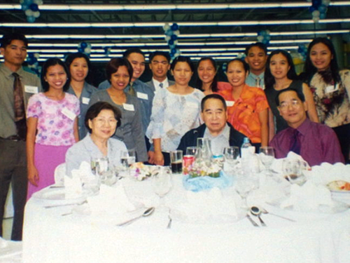 Dr.-Daisy-Rosano_SM-Foundation_Scholarship-Program_Alumni_with-Mr-Mrs-Sy