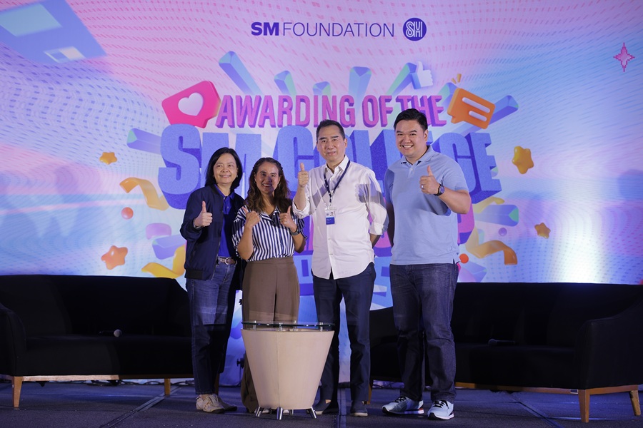 900 college freshmen receive scholarships from SM Foundation_8