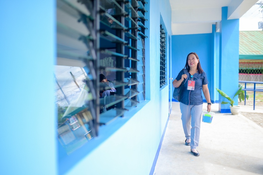 The new building at Suaybaguio-Riña Elementary School also aims to help provide a comfortable work environment for teachers.